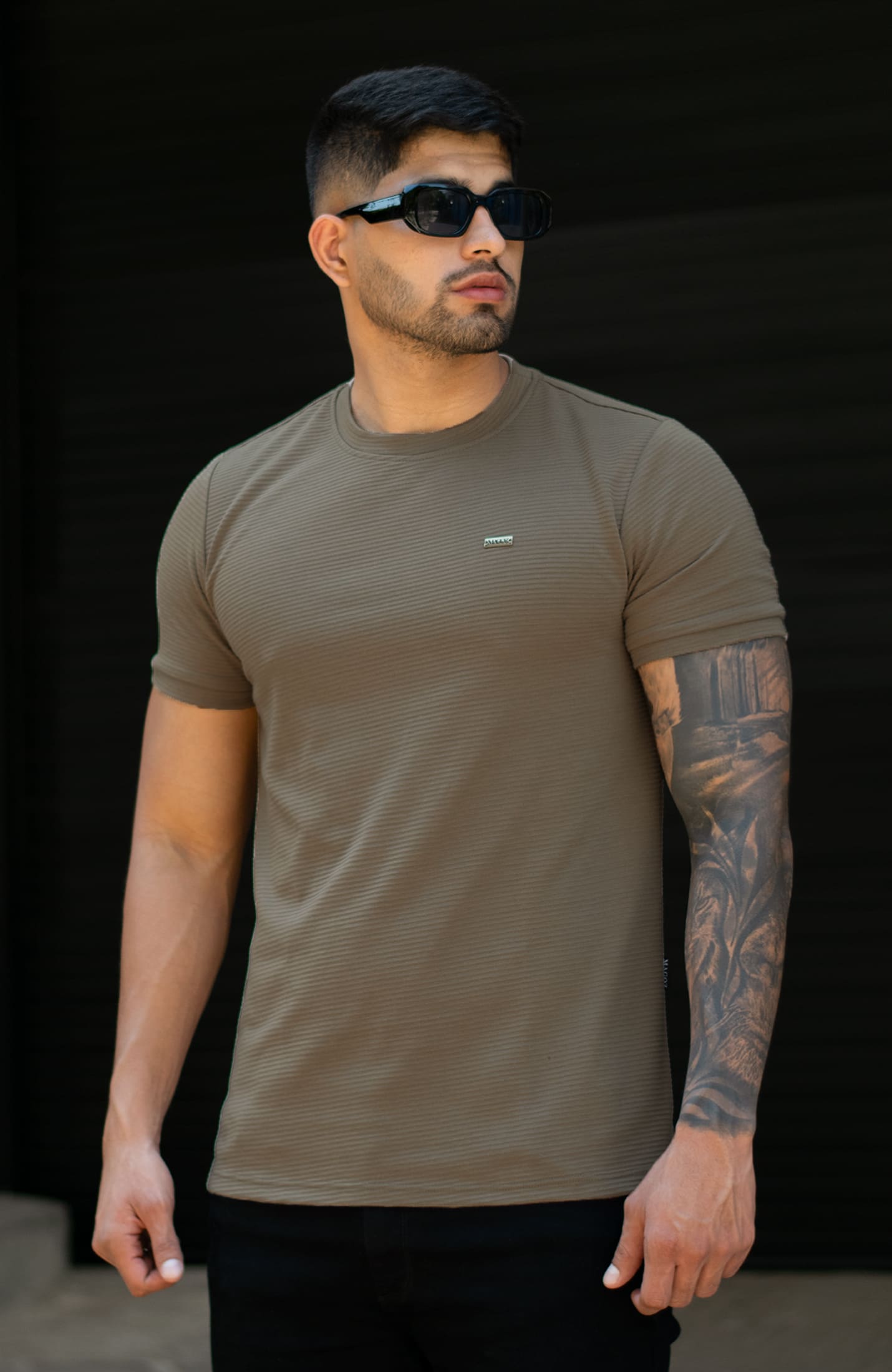 TSHIRT GENDRICK ACANALADA CAMEL