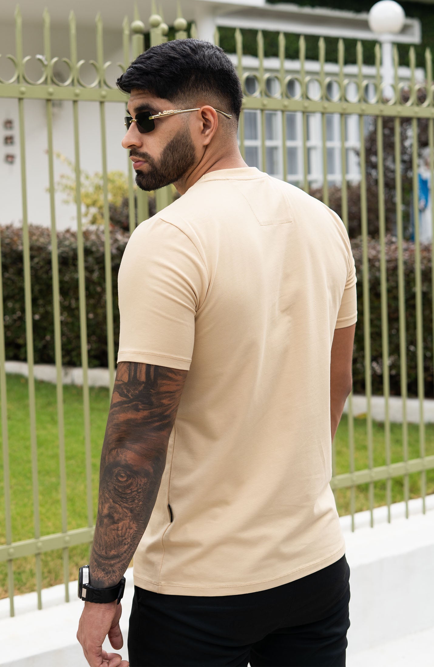 CAMISETA BASICA BEIGE