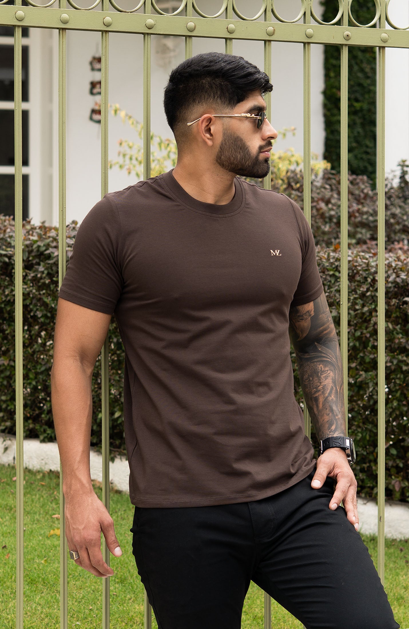 CAMISETA BASICA CAFÉ