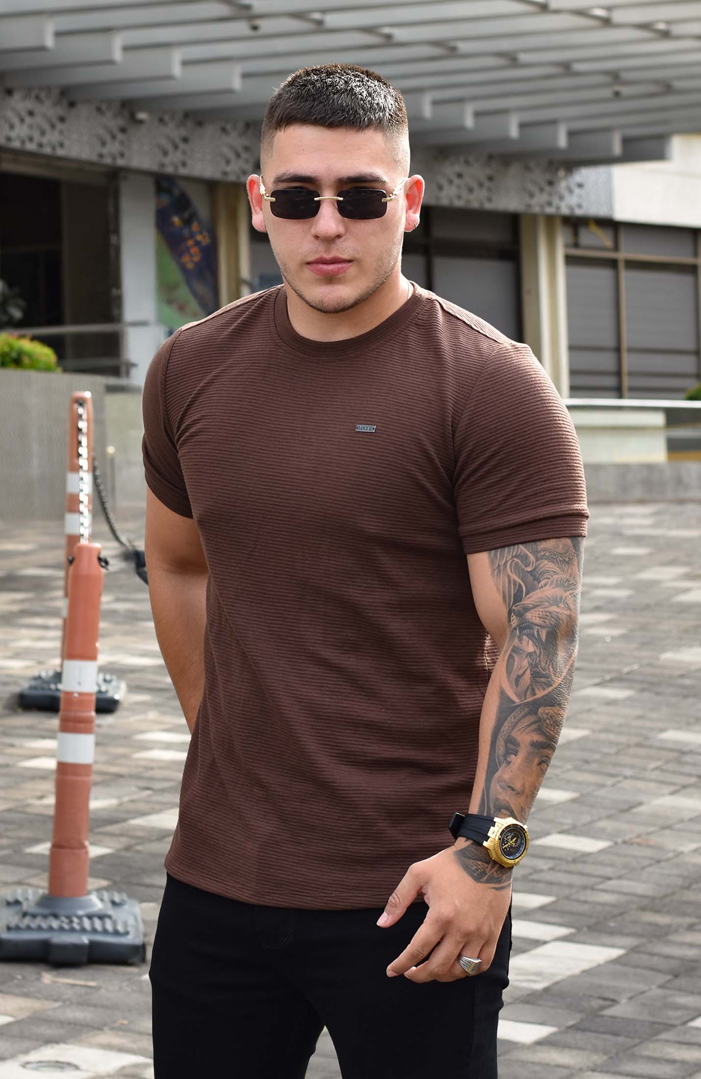 TSHIRT GENDRICK ACANALADA CHOCOLATE