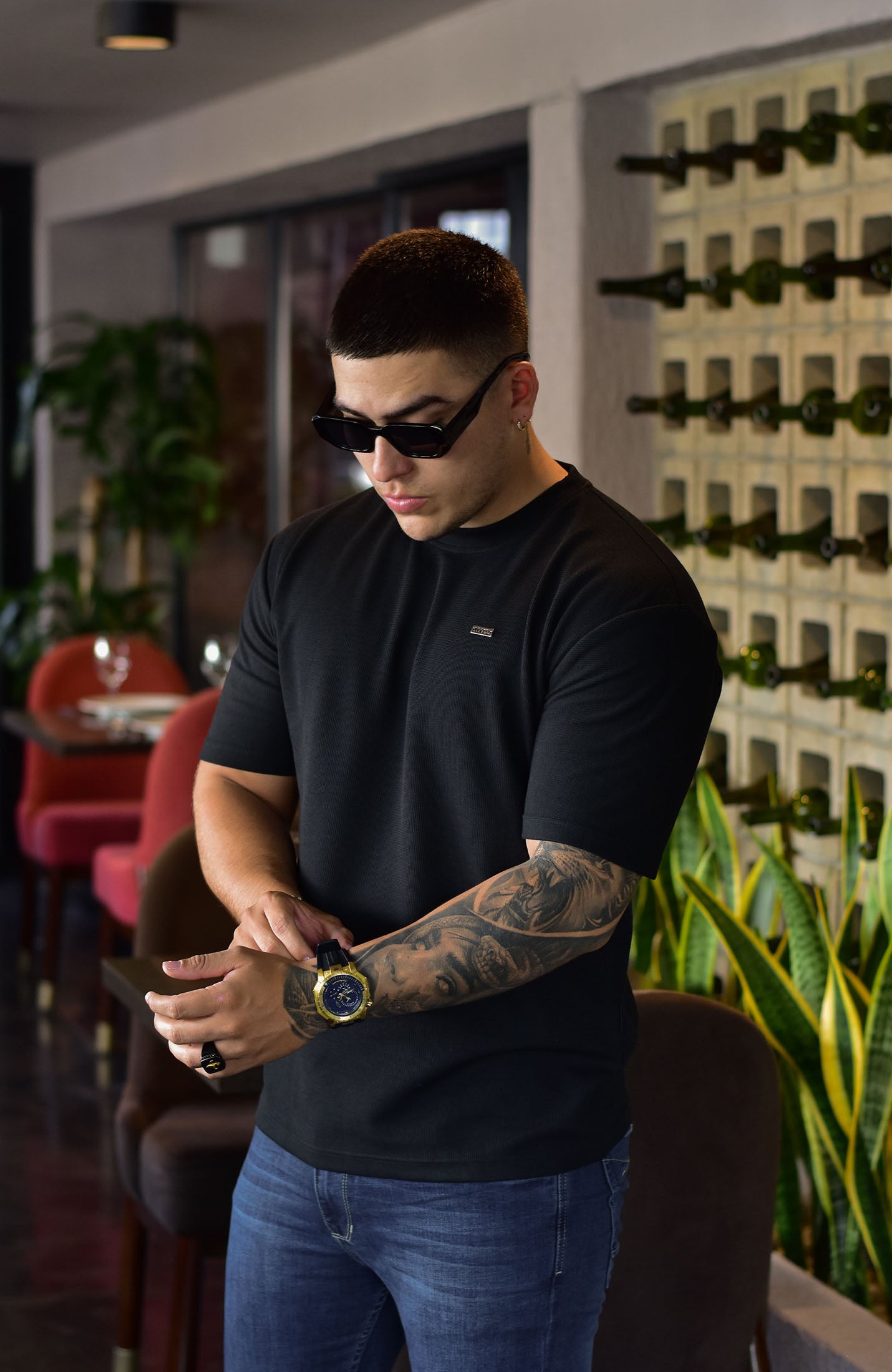 MOSCU OVERSIZE BLACK