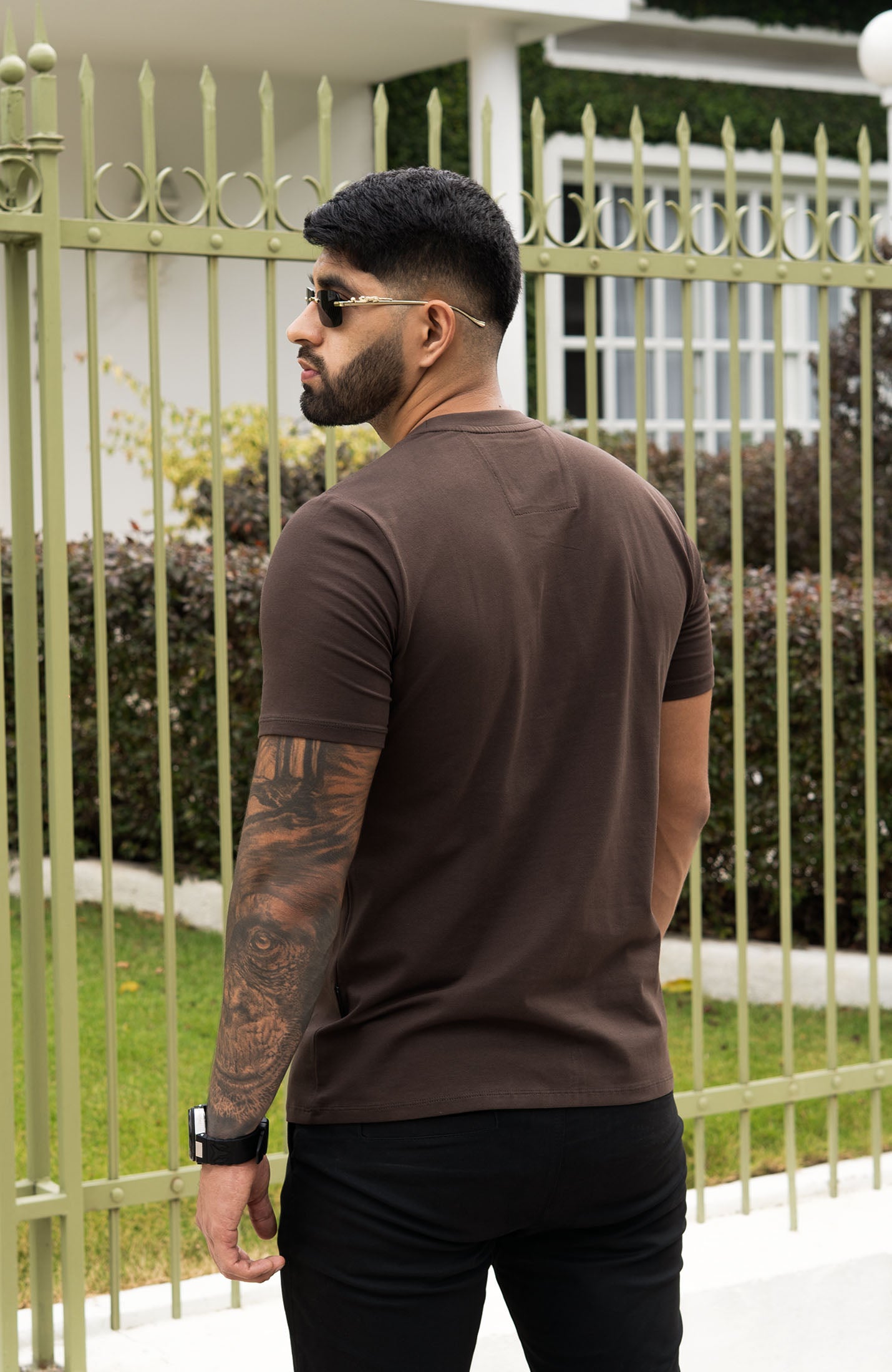 CAMISETA BASICA CAFÉ