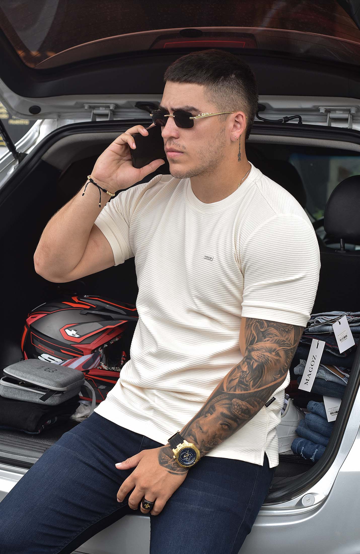 TSHIRT GENDRICK ACANALADA CREMA