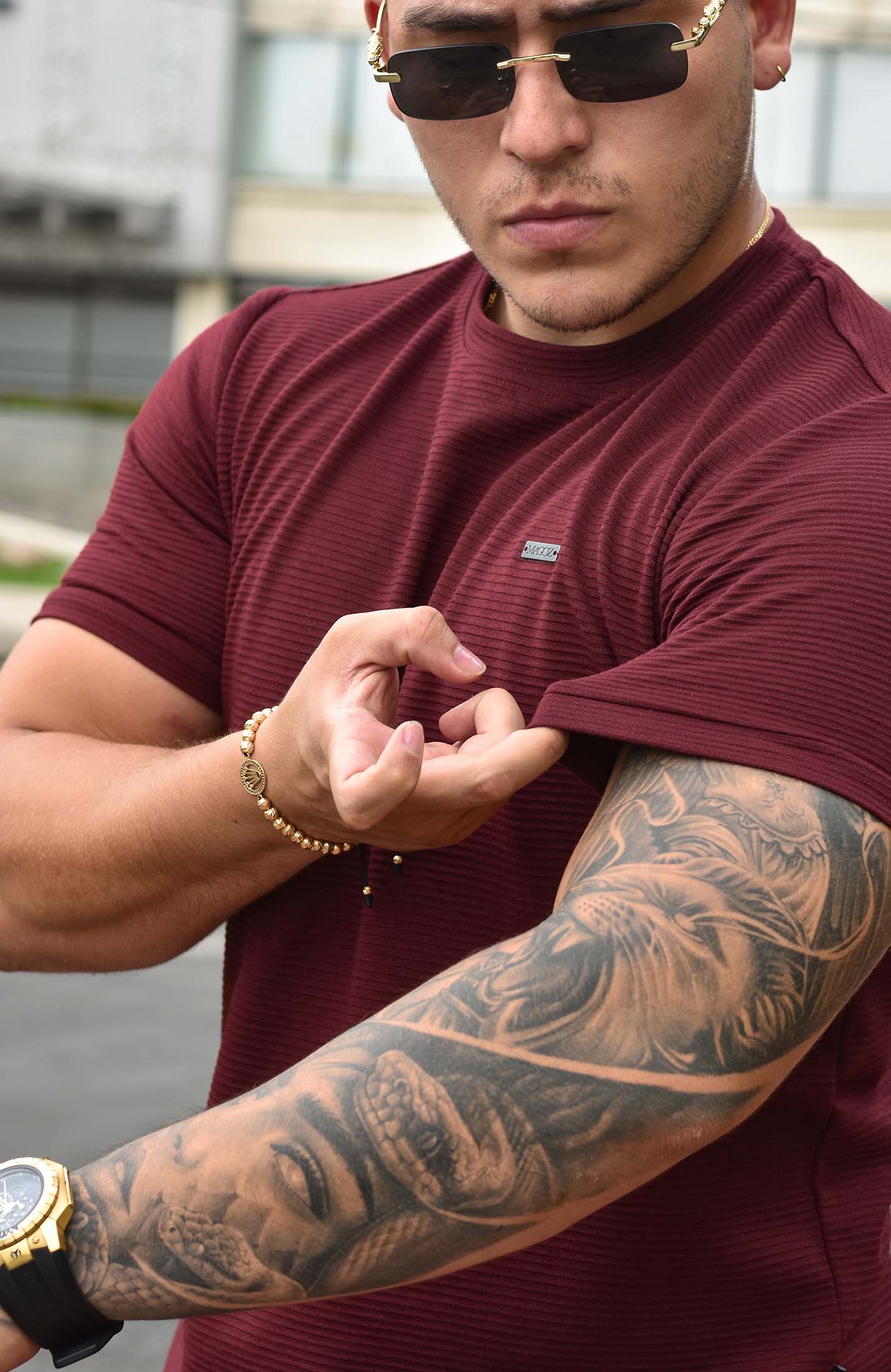 TSHIRT GENDRICK ACANALADA VINO