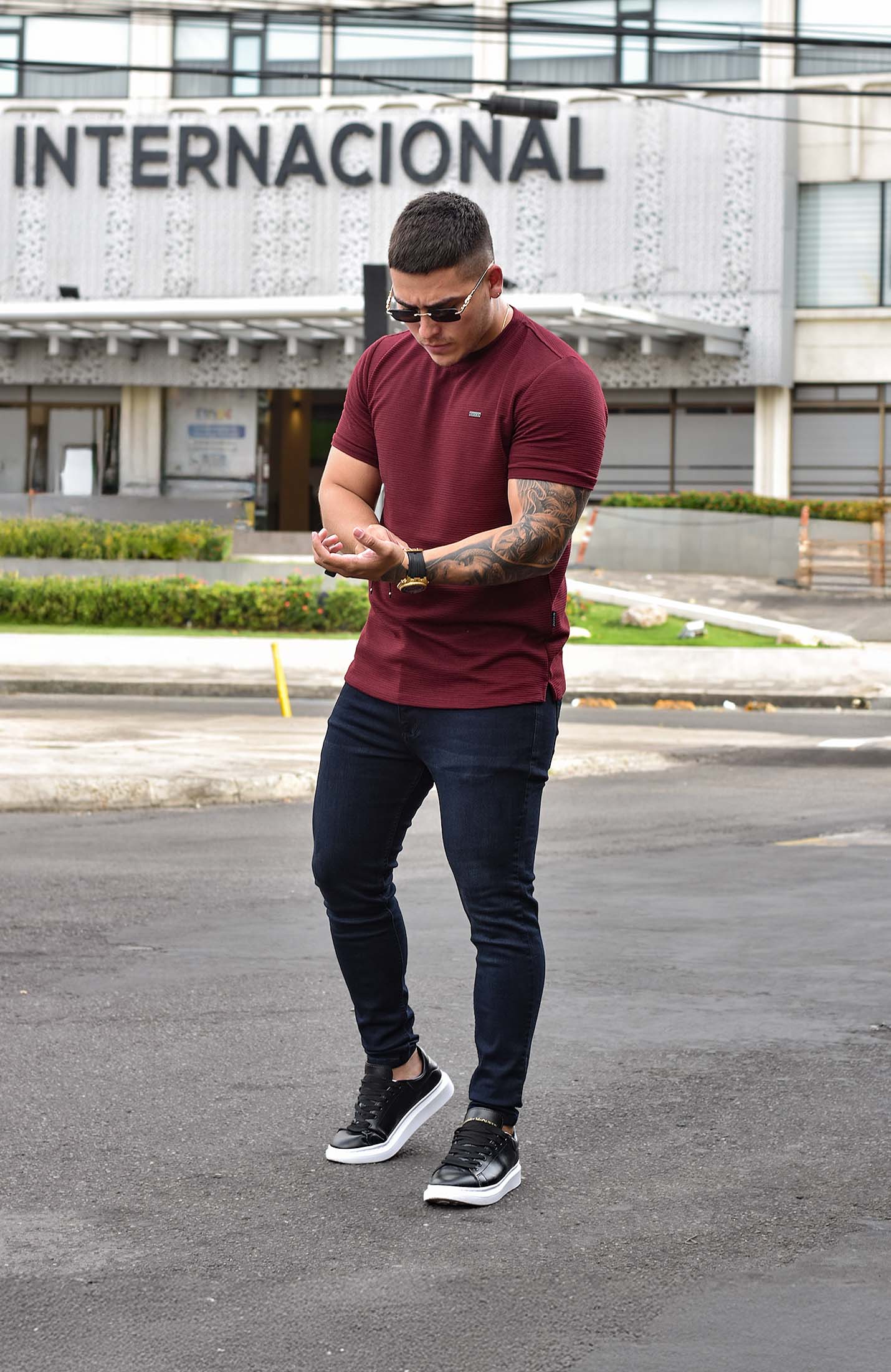 TSHIRT GENDRICK ACANALADA VINO