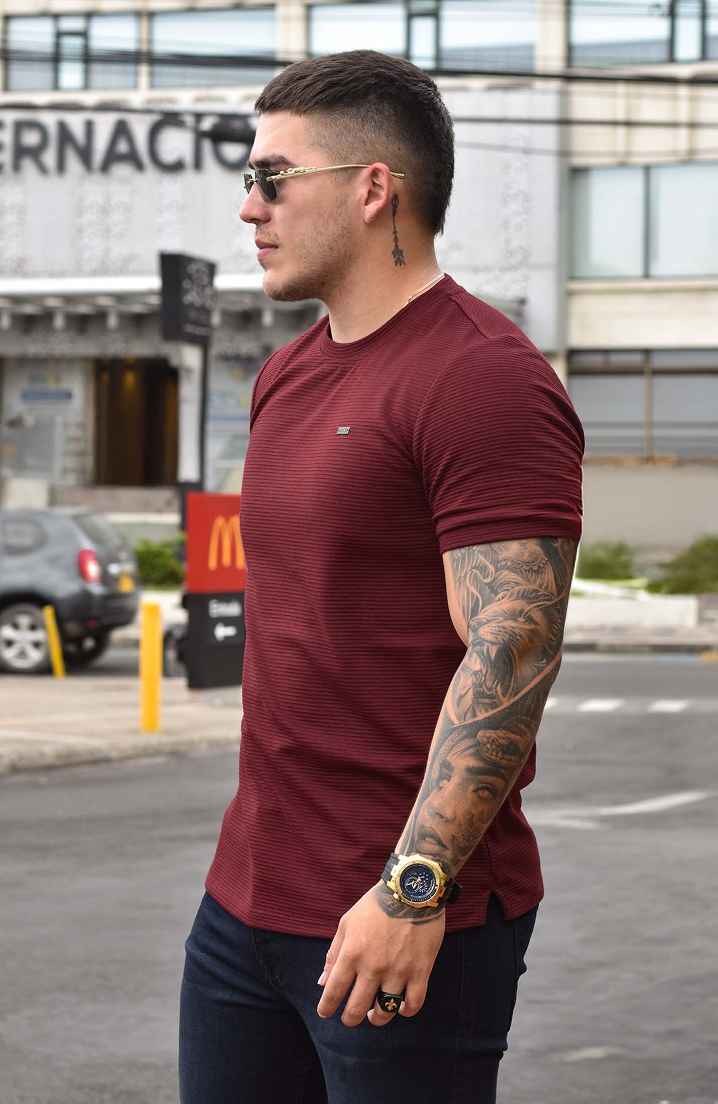 TSHIRT GENDRICK ACANALADA VINO