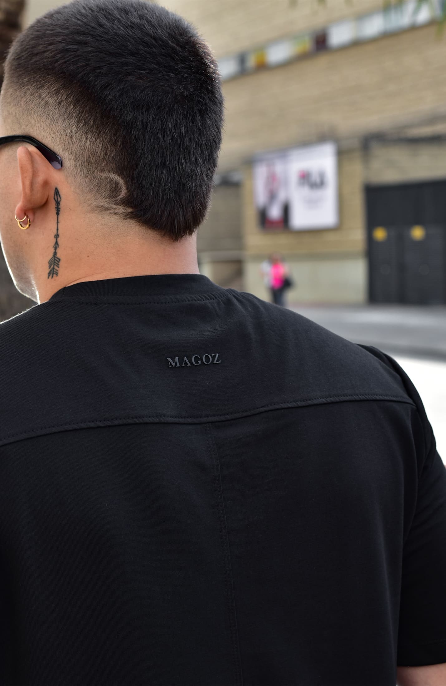TSHIRT OVERSIZED TORONTO MZ NEGRO